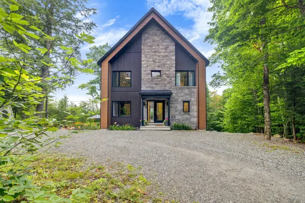 65 Ch. du Rubis, Val-des-monts, QC J8N0C5