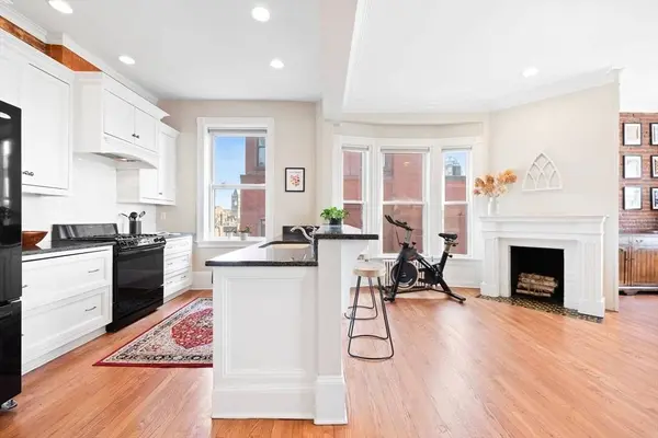 295 Beacon #72, Boston, MA 02116