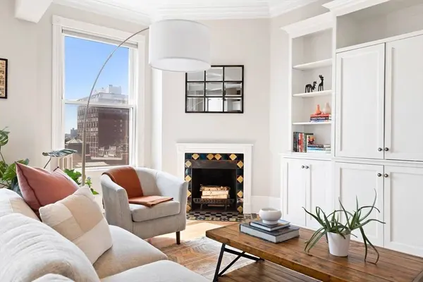 295 Beacon #72, Boston, MA 02116