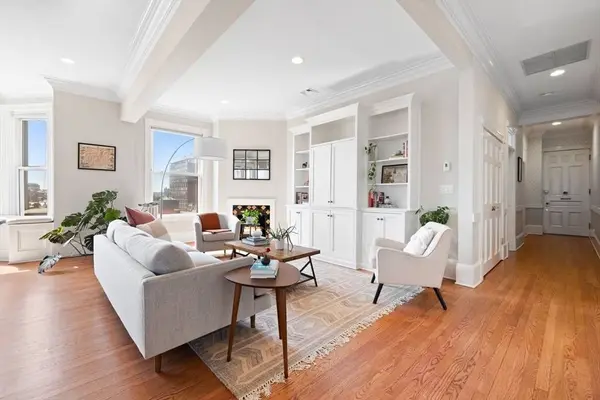 295 Beacon #72, Boston, MA 02116