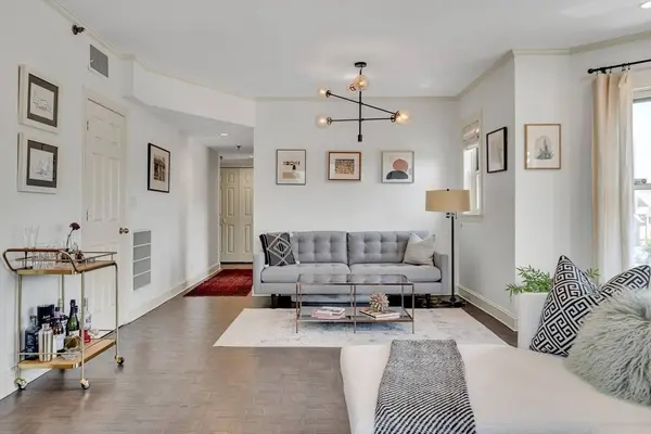 416 Commonwealth #316, Boston, MA 02215