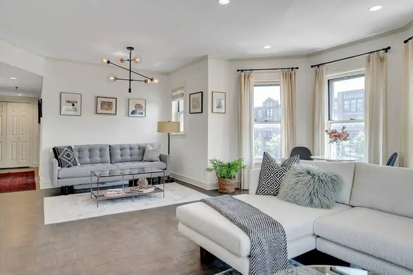 416 Commonwealth #316, Boston, MA 02215