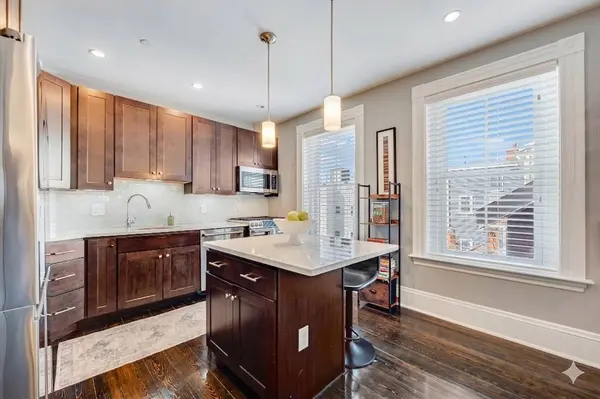 551 E 6th St #3, Boston, MA 02127