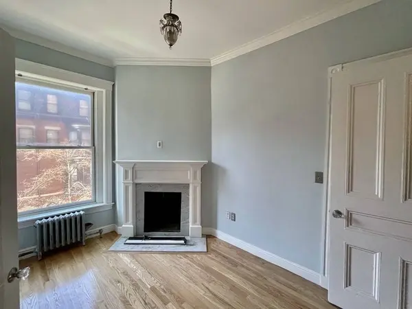 295 Beacon #32, Boston, MA 02116