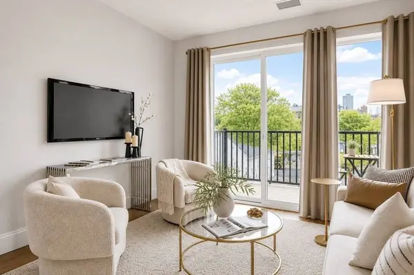 205 Maverick St #U308, Boston, MA 02128