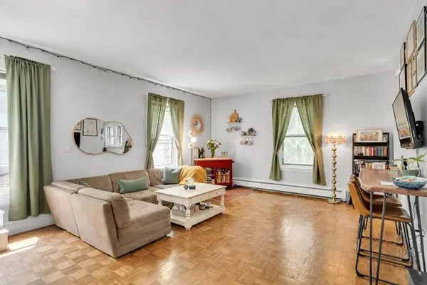 1010 Centre #5, Boston, MA 02130