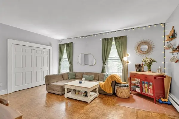 1010 Centre #5, Boston, MA 02130