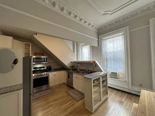 36 Upton #2, Boston, MA 02118
