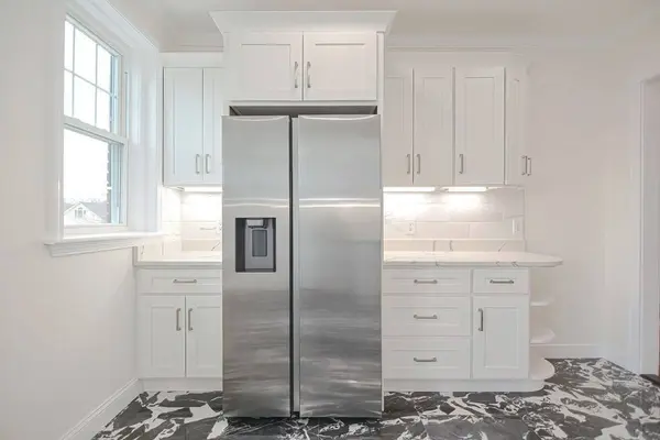 453 Washington #5, Brookline, MA 02446
