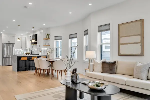 17 College Hill Road #1, Somerville, MA 02144