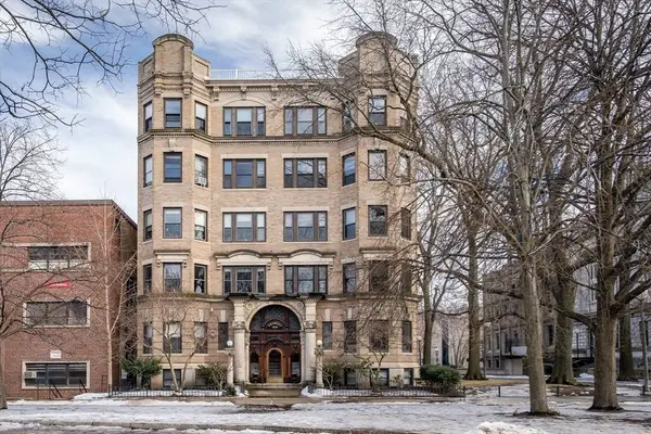 114 Fenway #6, Boston, MA 02115