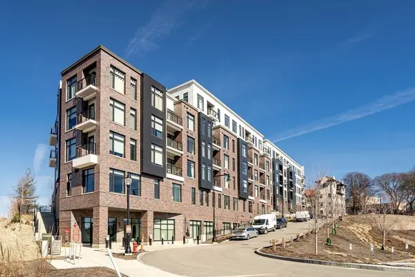 191 Washington Steet #421, Boston, MA 02135