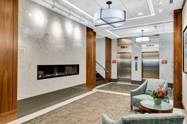 8 Whittier Place #23B, Boston, MA 02114