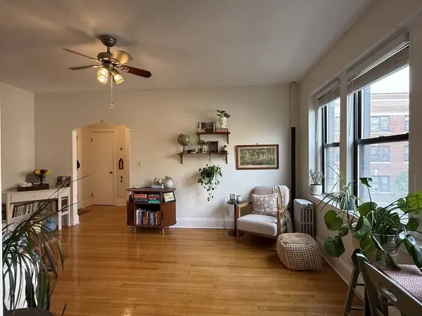 145 Englewood Ave #33, Boston, MA 02135
