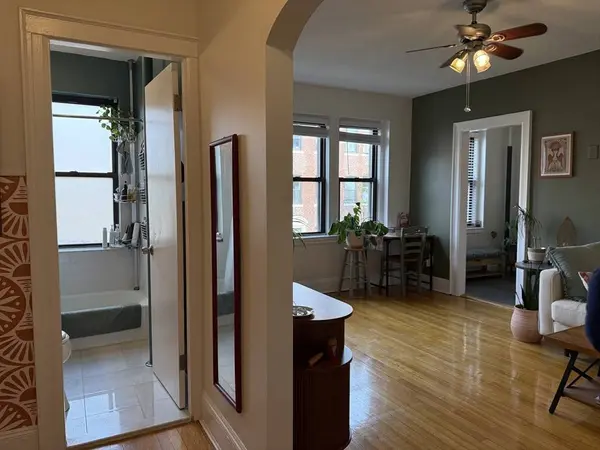 145 Englewood Ave #33, Boston, MA 02135