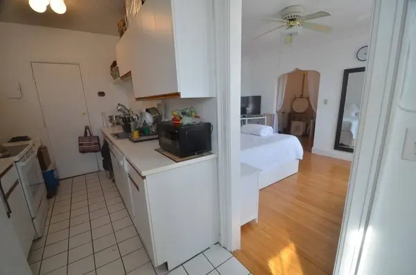 141 Englewood Ave #43, Boston, MA 02135