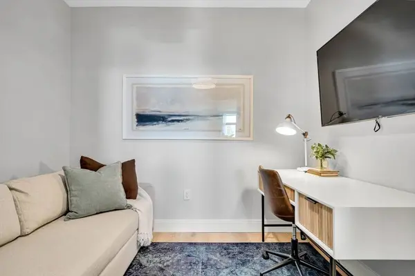 191 Washington St #721, Boston, MA 02135