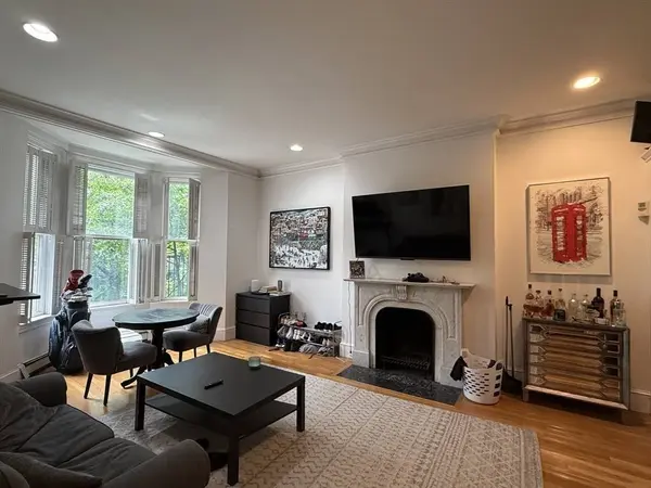 449 Beacon Street #6, Boston, MA 02115