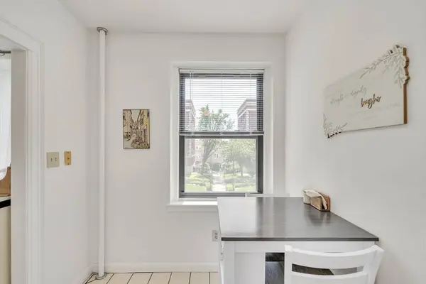 141 Englewood Ave #23, Boston, MA 02135