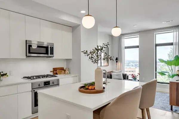 191 Washington St #721, Boston, MA 02135