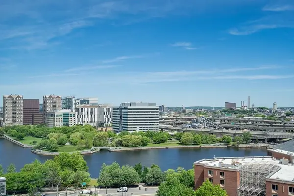 6 Whittier Place #17D, Boston, MA 02114