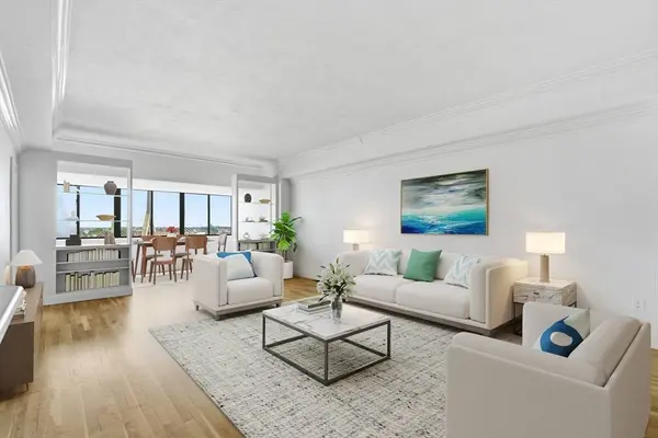 6 Whittier Place #17D, Boston, MA 02114