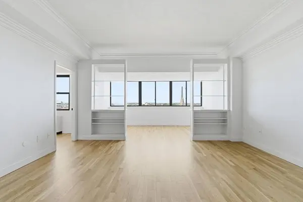 6 Whittier Place #17D, Boston, MA 02114