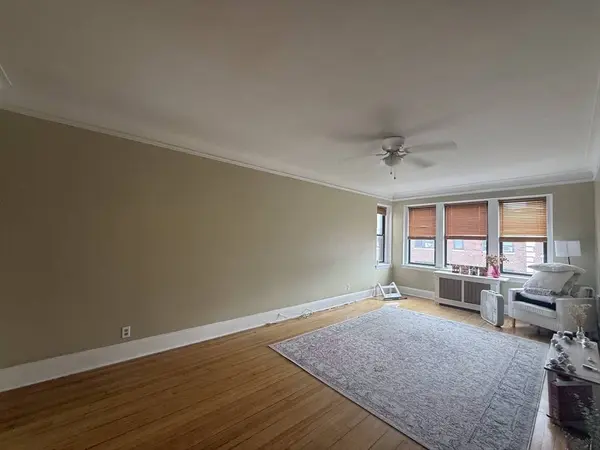 145 Englewood Ave #42, Boston, MA 02135