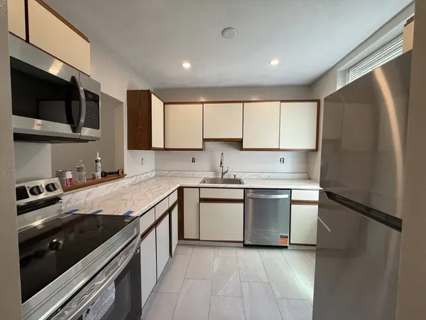 88 Gordon Street #304