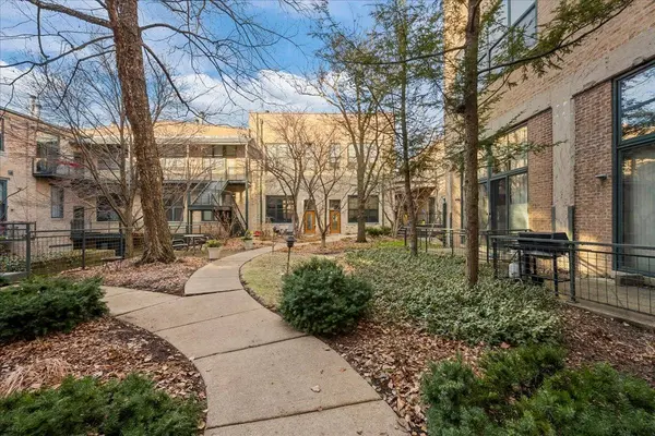 601 Linden PL #119, Evanston, IL 60202
