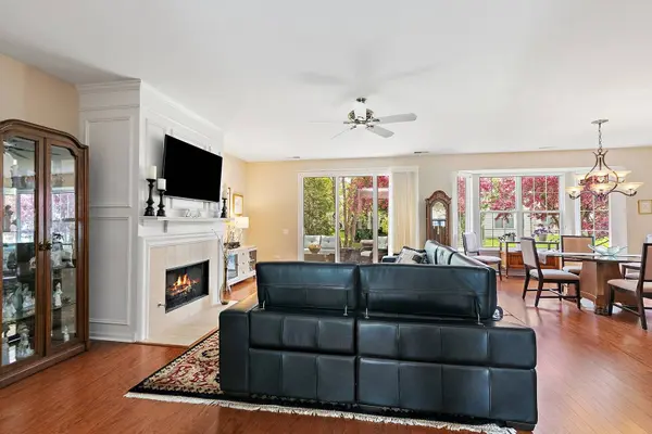 13506 Dakota Fields DR, Huntley, IL 60142