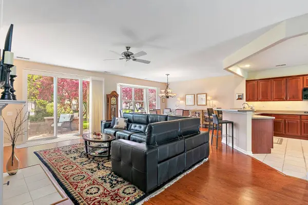 13506 Dakota Fields DR, Huntley, IL 60142