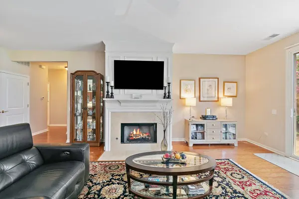 13506 Dakota Fields DR, Huntley, IL 60142