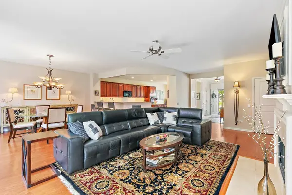 13506 Dakota Fields DR, Huntley, IL 60142