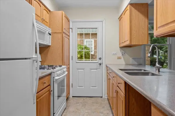 1122 Osterman AVE, Deerfield, IL 60015