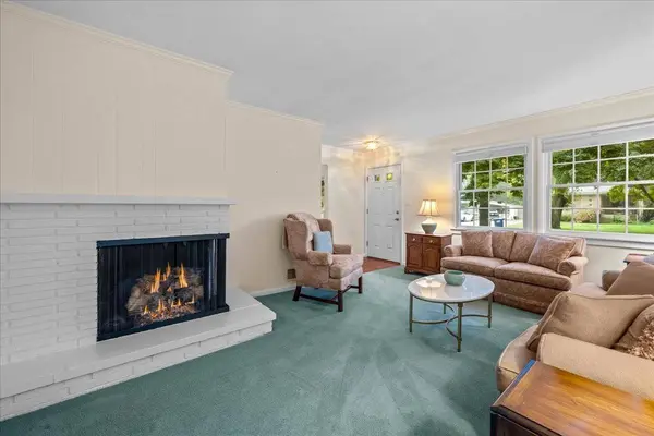 1122 Osterman AVE, Deerfield, IL 60015