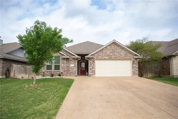 921 Emerald Dove, College Station, TX 77845