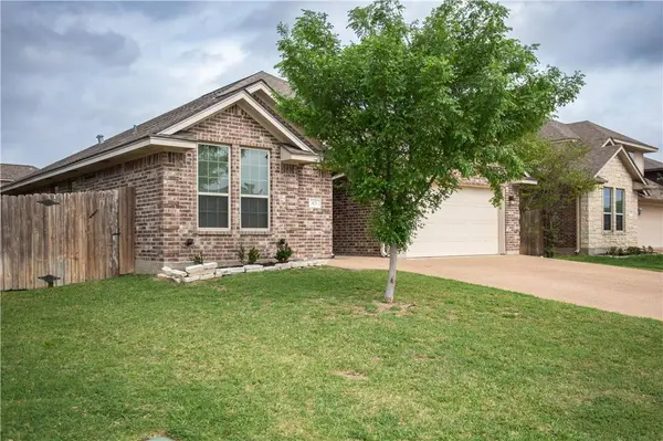 921 Emerald Dove, College Station, TX 77845