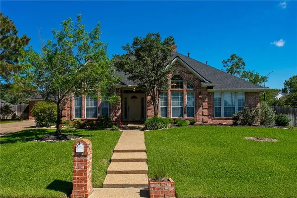 707 Coral Ridge, College Station, TX 77845
