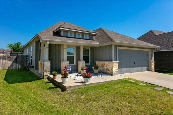 2071 Positano LOOP, Bryan, TX 77808
