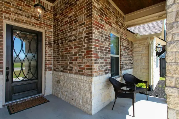 5015 Highline DR, Bryan, TX 77802
