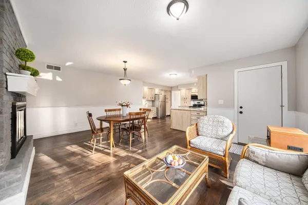 2148 Creglow Drive, Jackson, MI 49203