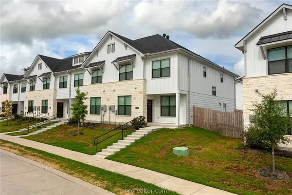 2109 Jax DR, College Station, TX 77845
