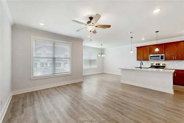 2109 Jax DR, College Station, TX 77845