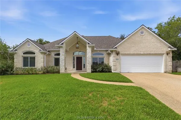 1200 Beacon CT, College Station, TX 77845