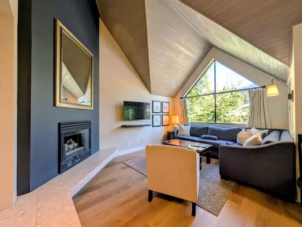 4293 Mountain SQ #903(51), Whistler, BC V8E 1B8