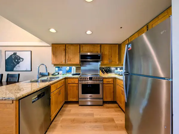 4293 Mountain SQ #903(51), Whistler, BC V8E 1B8