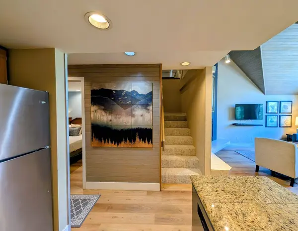 4293 Mountain SQ #903(51), Whistler, BC V8E 1B8