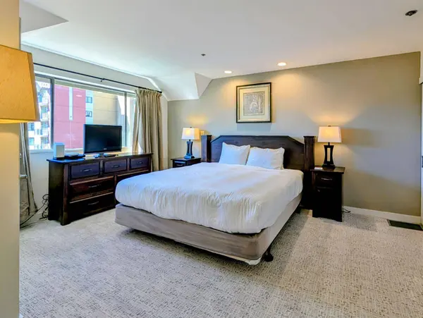4293 Mountain SQ #903(51), Whistler, BC V8E 1B8