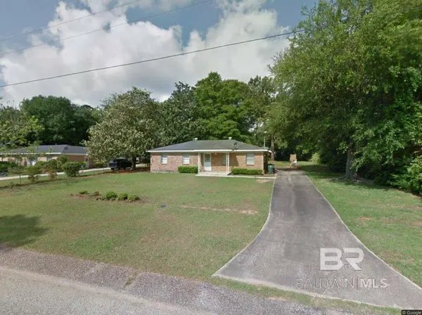 709 Cedar Drive, Daphne, AL 36526-4104